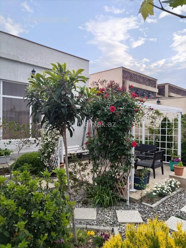 Satılır 3 otaqlı həyət evi 120 m²