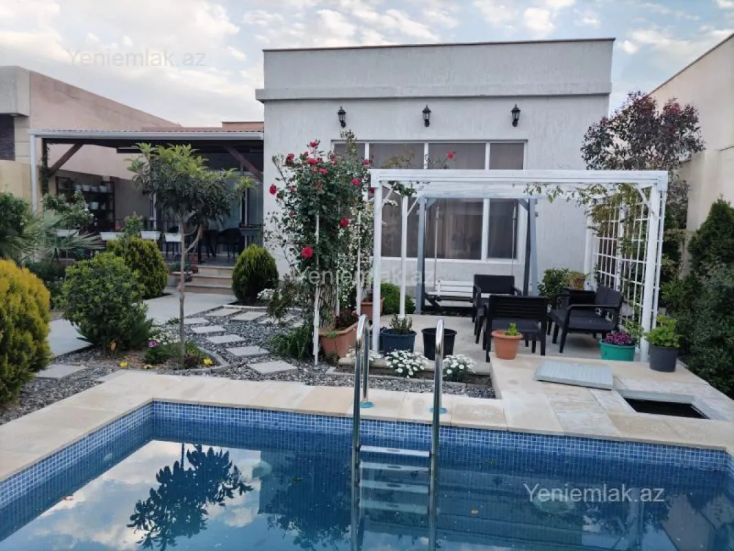 Satılır 3 otaqlı həyət evi 120 m²