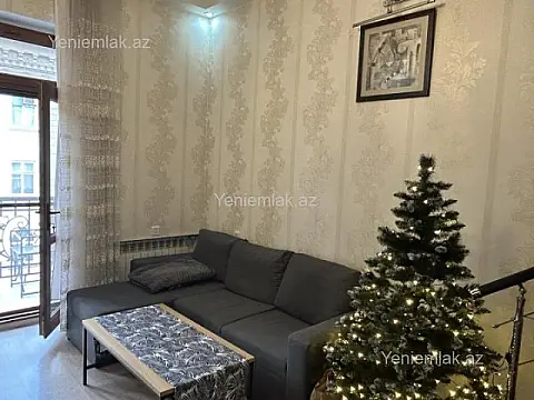 Satılır 2 otaqlı köhnə tikili 45 m²