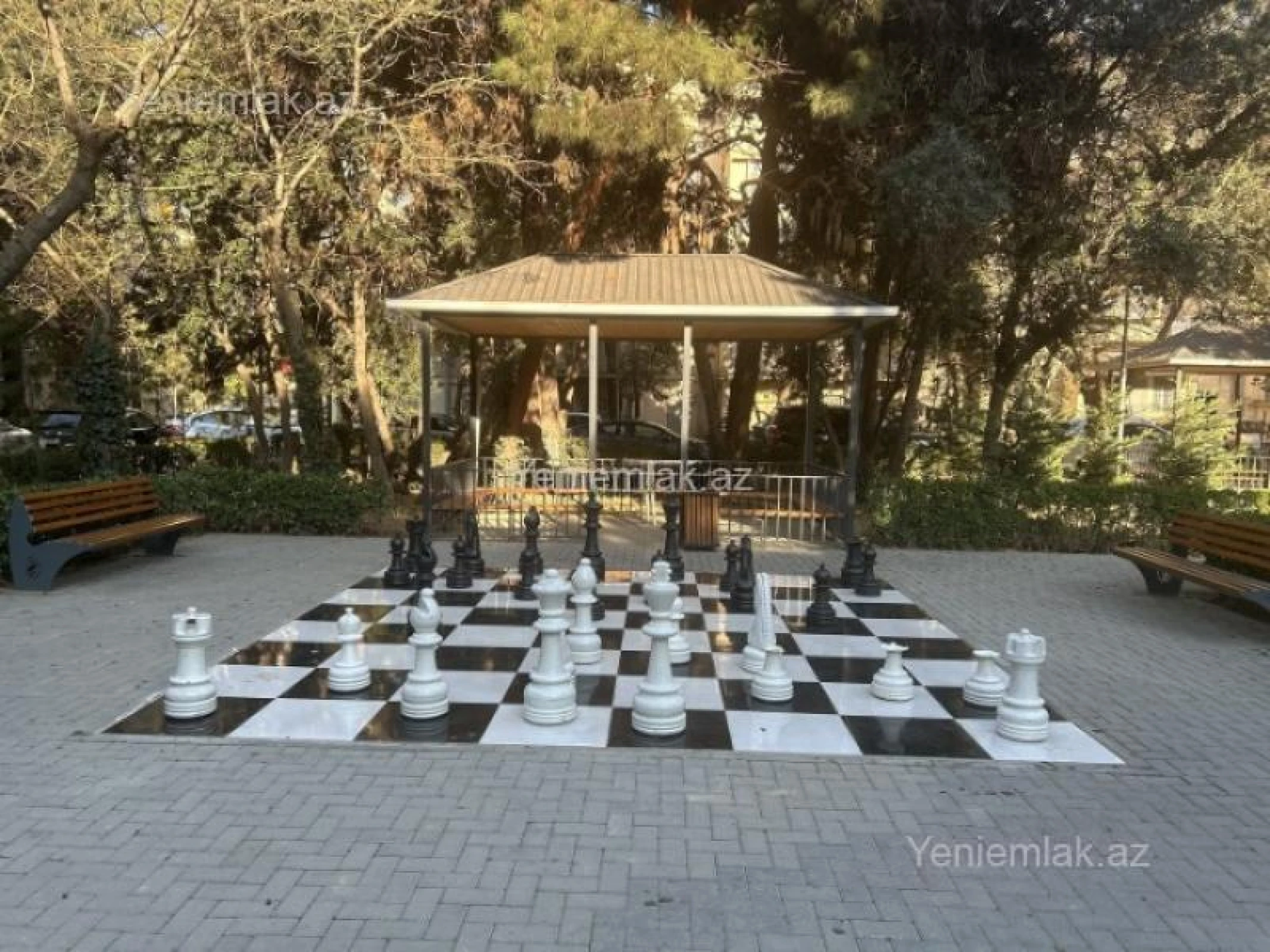 Satılır 2 otaqlı köhnə tikili 45 m²