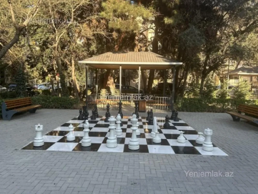 Satılır 2 otaqlı köhnə tikili 45 m²