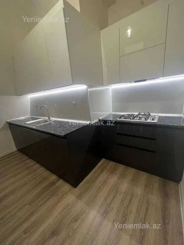 Satılır 3 otaqlı yeni tikili 106 m²