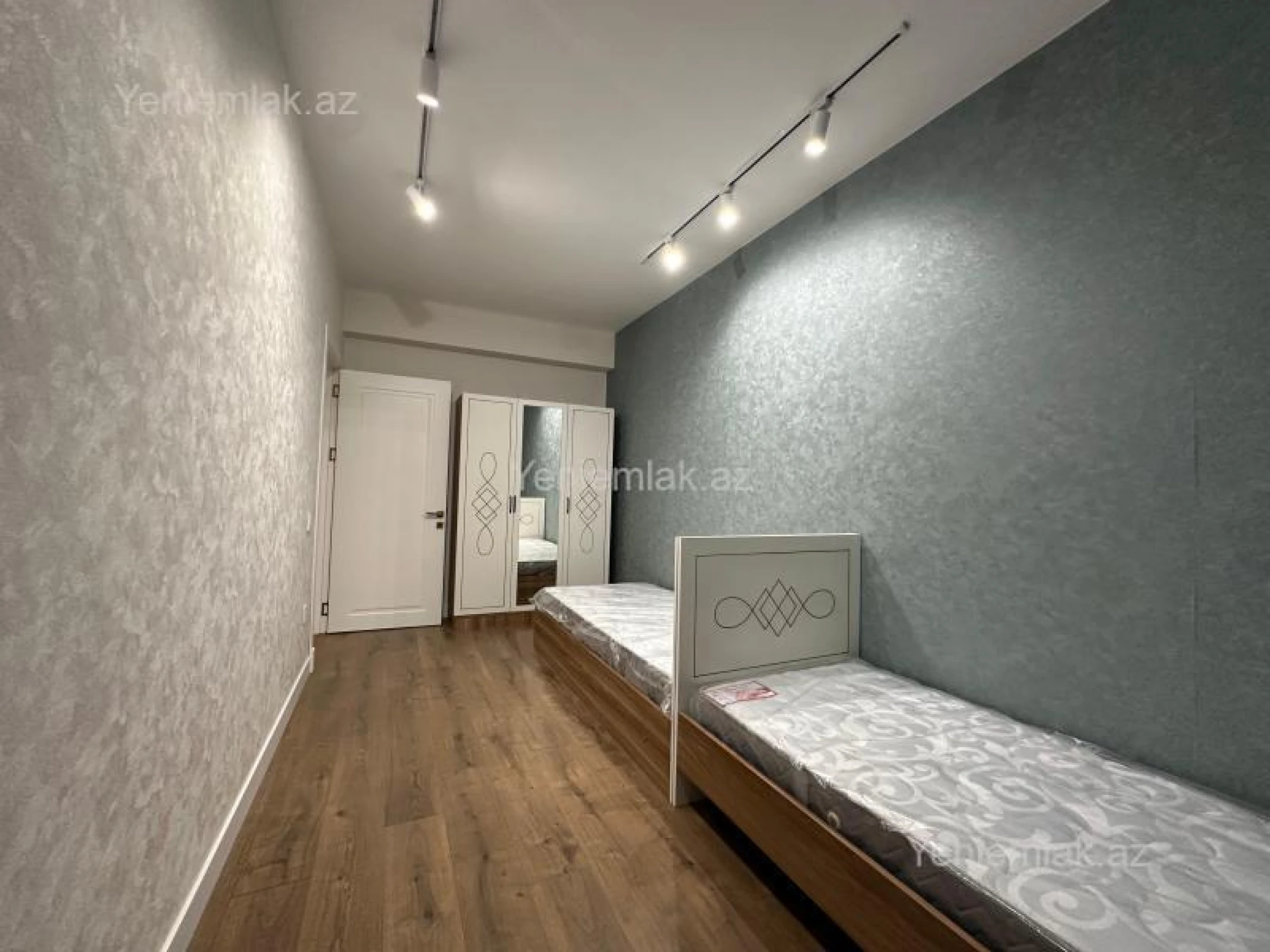 Satılır 3 otaqlı yeni tikili 137 m²