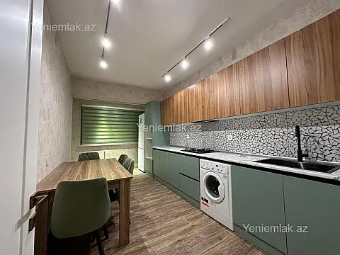Satılır 3 otaqlı yeni tikili 137 m²