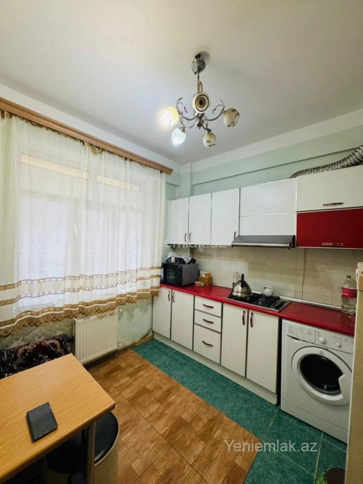 Satılır 2 otaqlı yeni tikili 65 m²