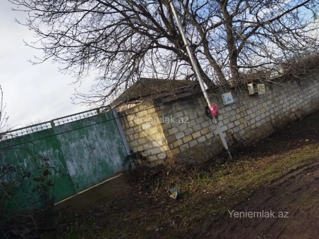 Satılır 2 otaqlı həyət evi 60 m²