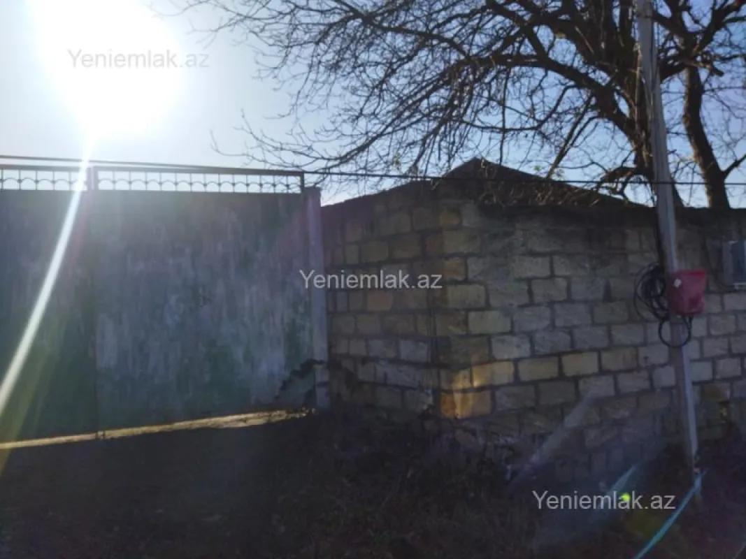 Satılır 2 otaqlı həyət evi 60 m²