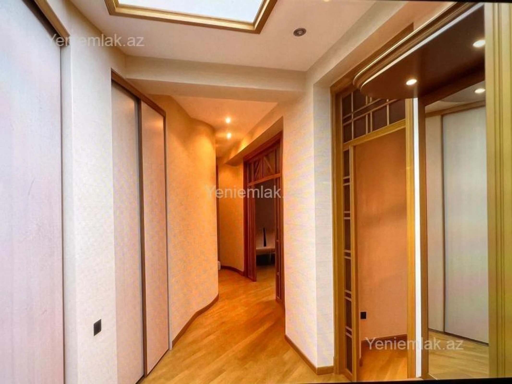 Satılır 4 otaqlı yeni tikili 205 m²