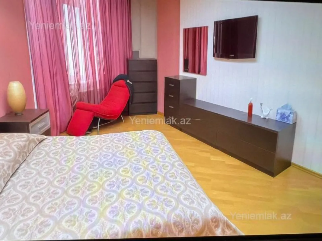 Satılır 4 otaqlı yeni tikili 205 m²