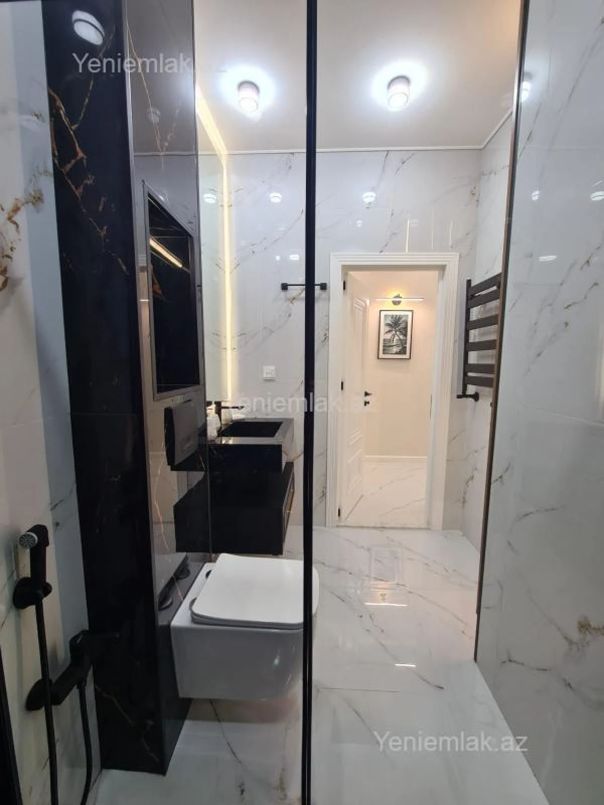 Satılır 3 otaqlı yeni tikili 135 m²