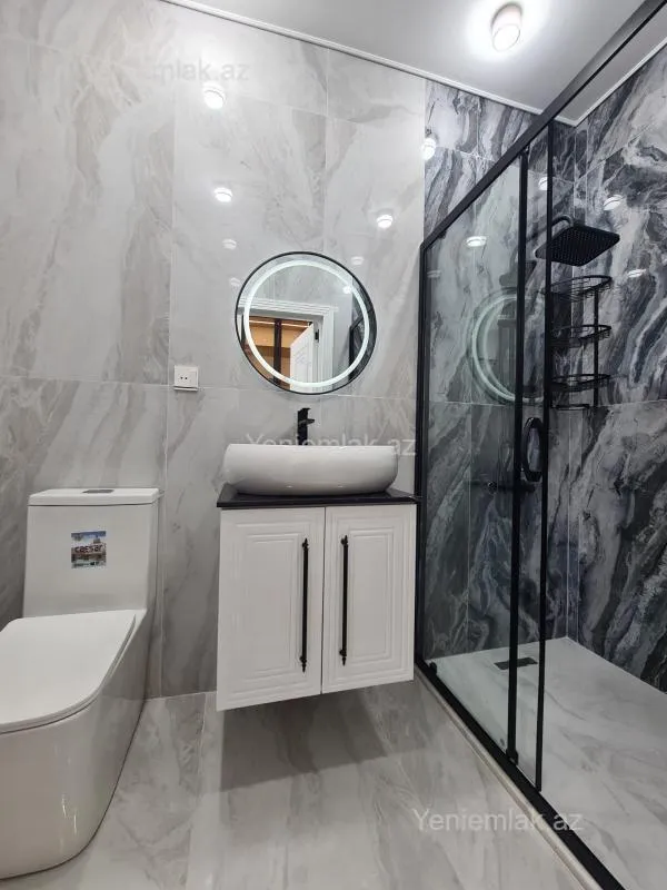 Satılır 3 otaqlı yeni tikili 135 m²