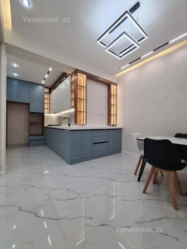 Satılır 3 otaqlı yeni tikili 135 m²