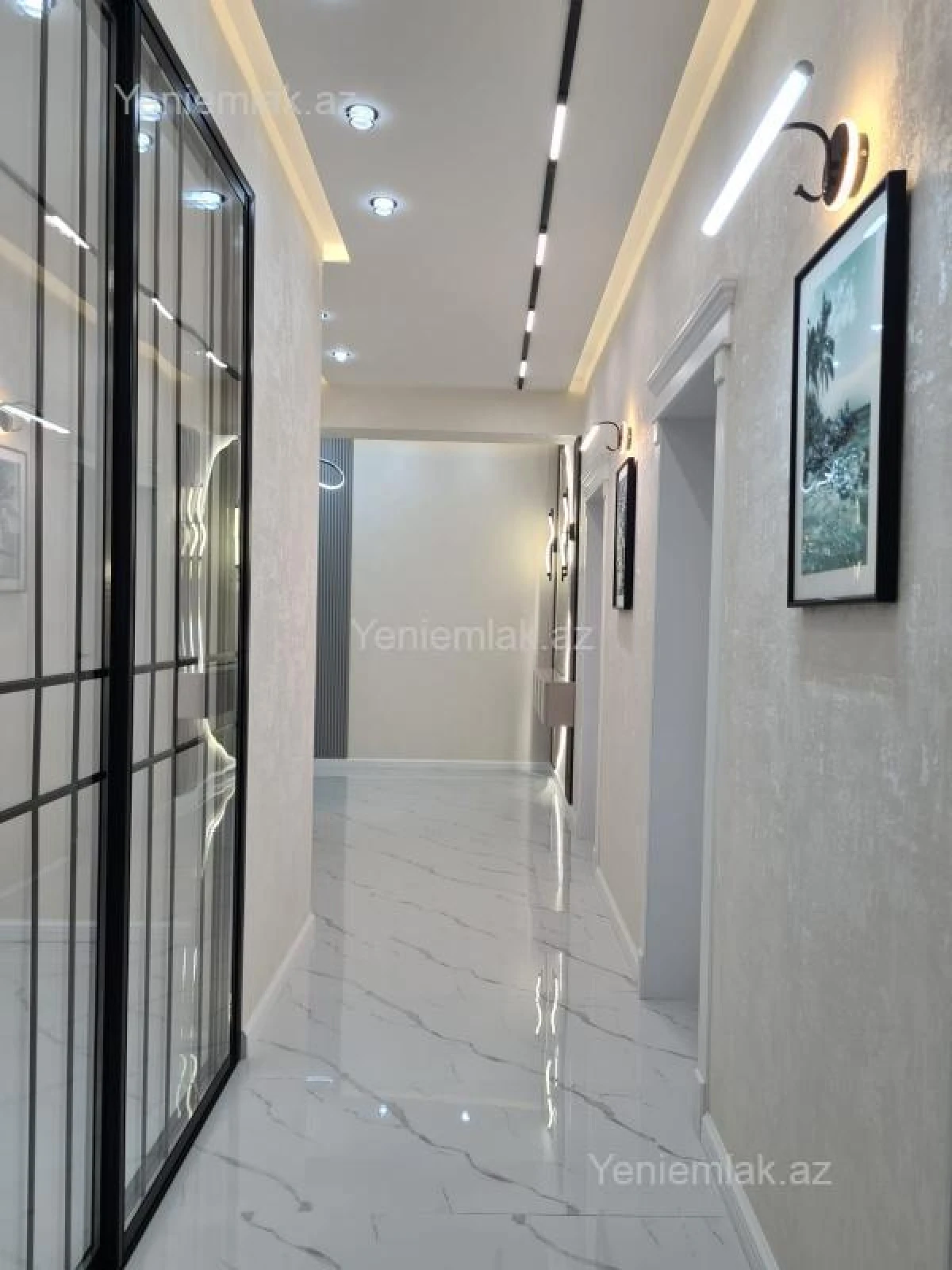 Satılır 3 otaqlı yeni tikili 135 m²
