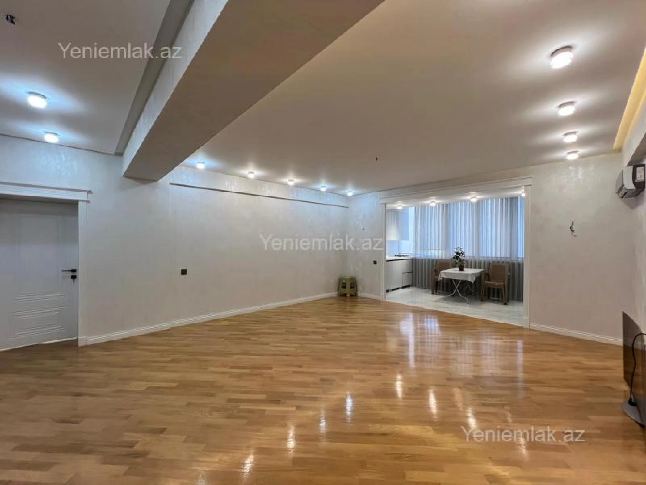 Satılır 3 otaqlı yeni tikili 98 m²