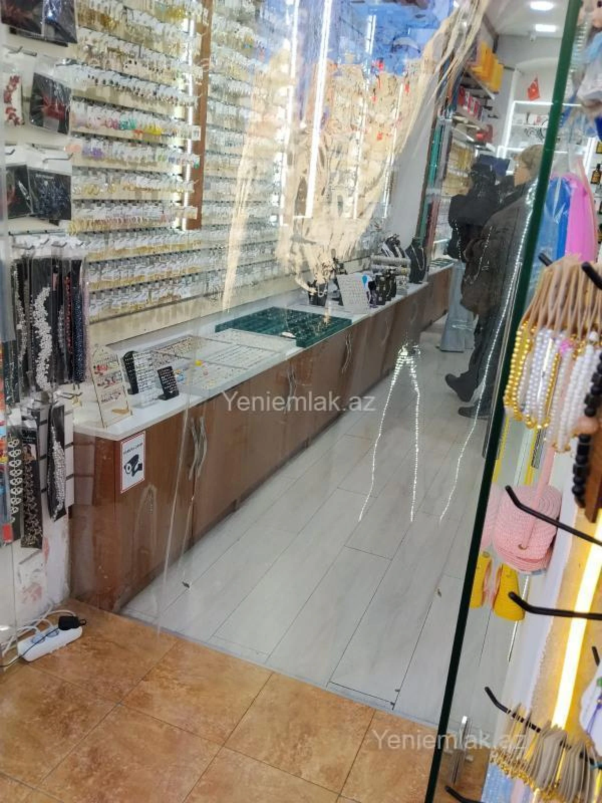 Satılır 2 otaqlı obyekt 31.5 m²