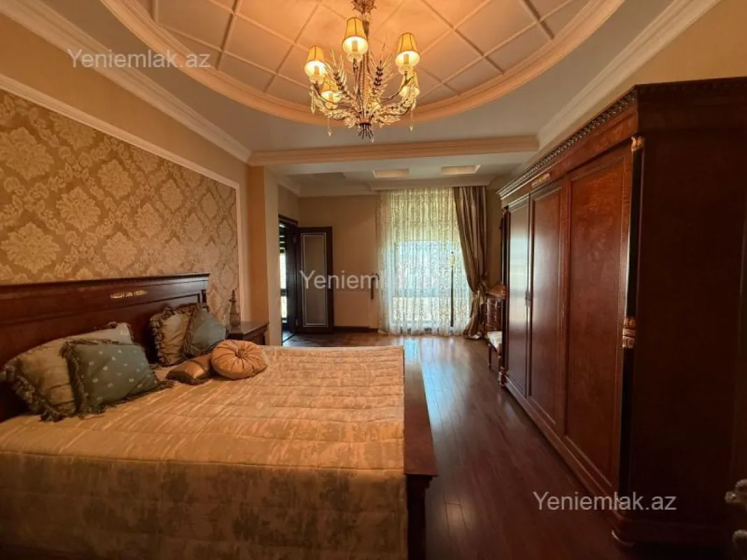 Satılır 4 otaqlı yeni tikili 200 m²