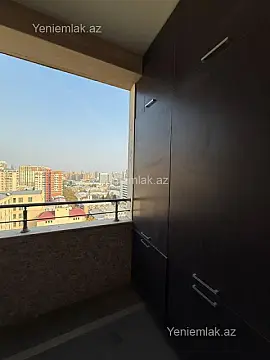 Satılır 4 otaqlı yeni tikili 200 m²