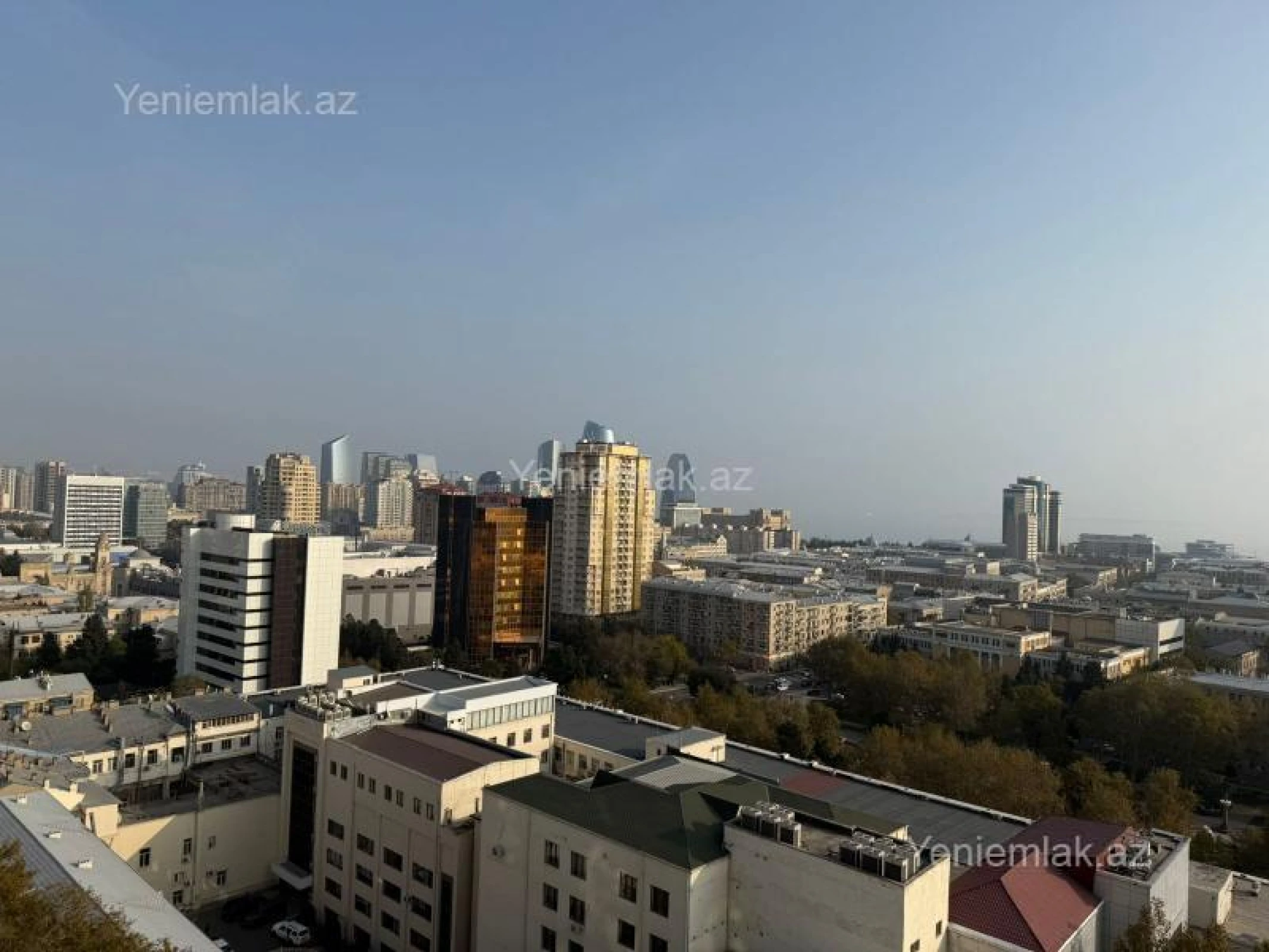 Satılır 4 otaqlı yeni tikili 200 m²