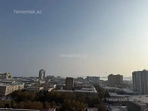 Satılır 4 otaqlı yeni tikili 200 m²