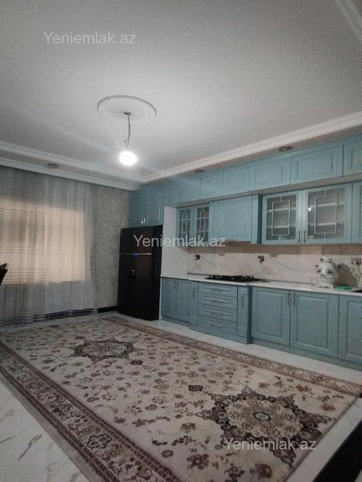 Satılır 6 otaqlı həyət evi 300 m²