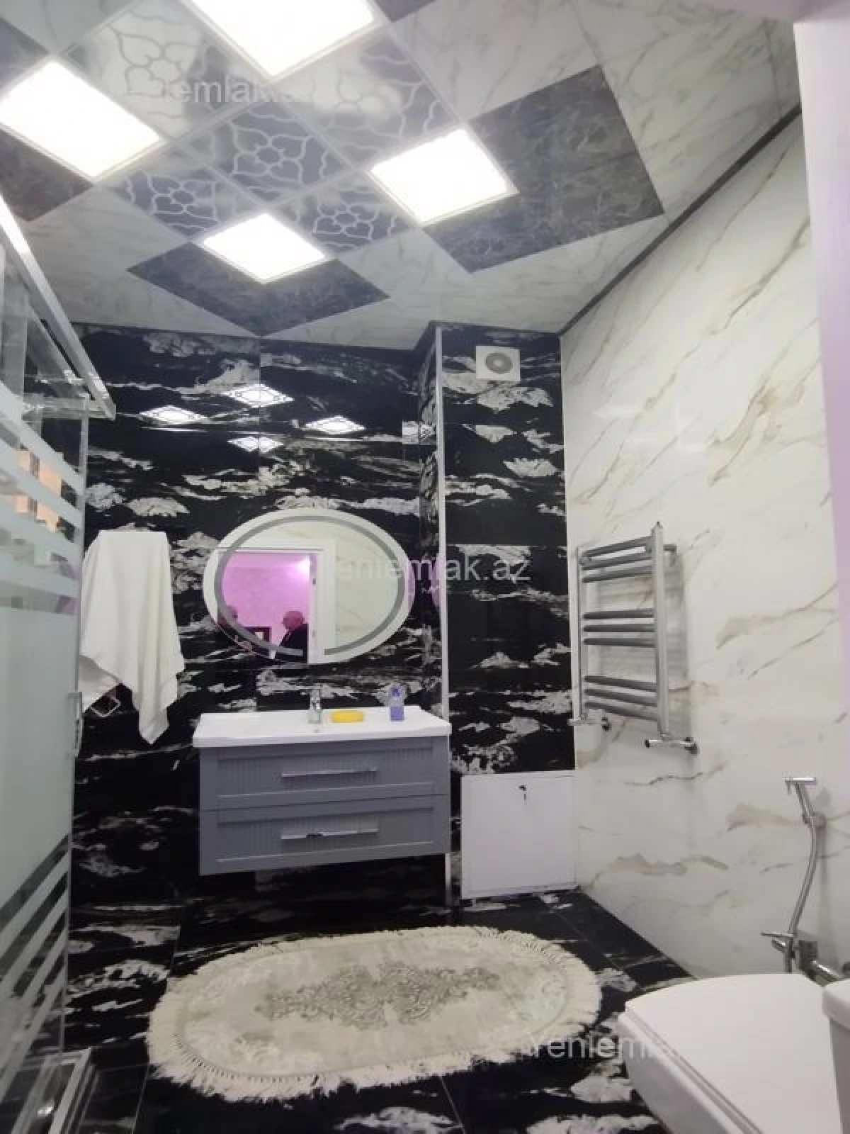 Satılır 6 otaqlı həyət evi 300 m²