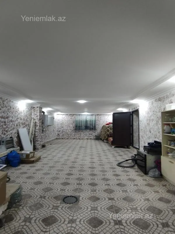 Satılır 6 otaqlı həyət evi 300 m²