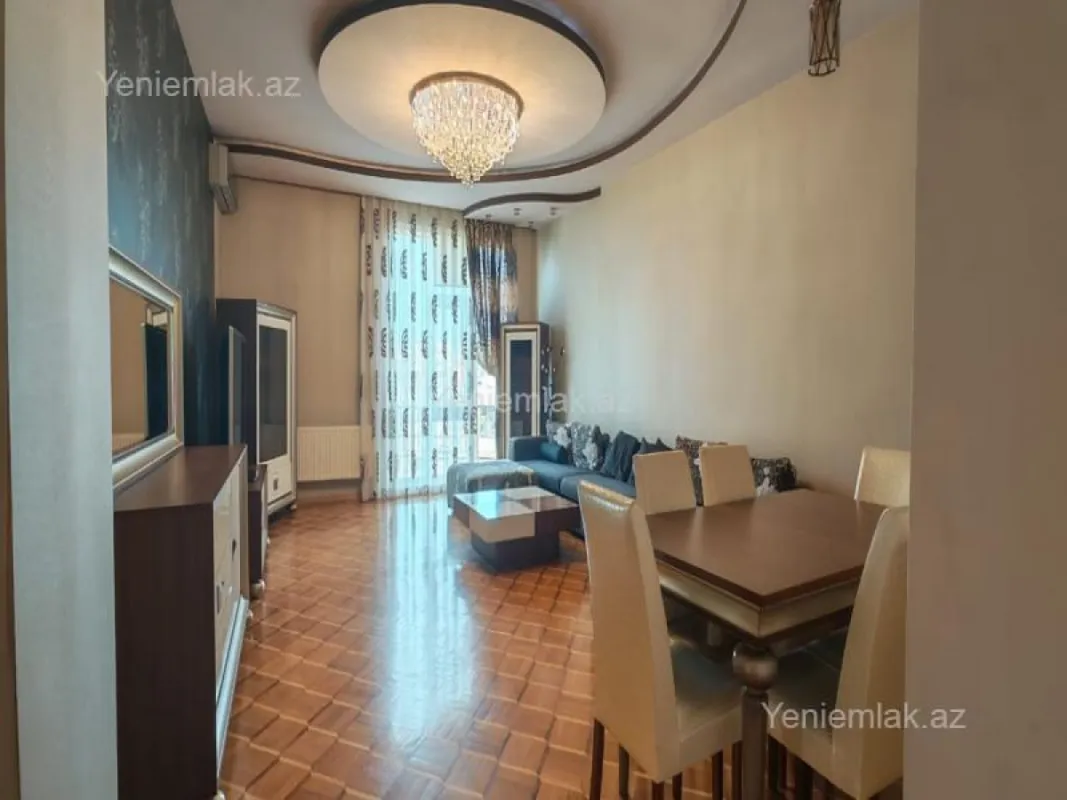 Satılır 4 otaqlı yeni tikili 180 m²
