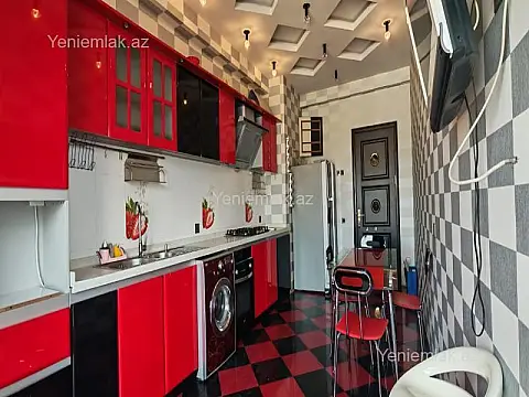 Satılır 4 otaqlı yeni tikili 180 m²