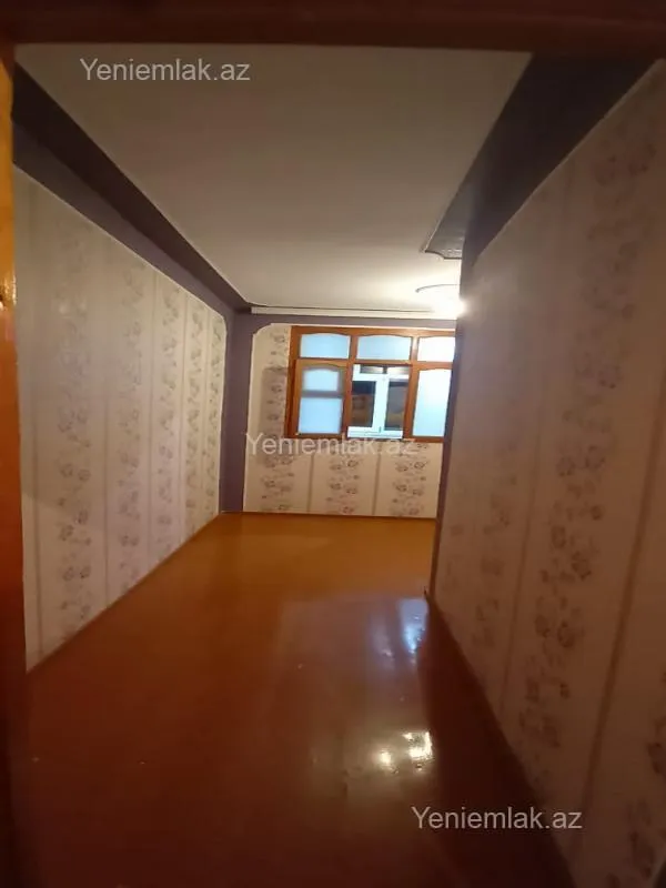 Satılır 1 otaqlı köhnə tikili 36 m²