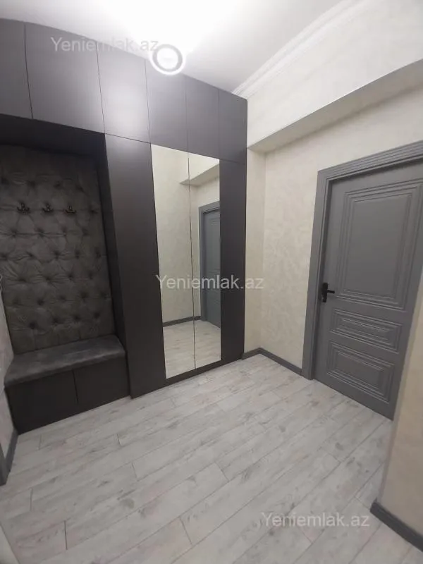 Satılır 2 otaqlı yeni tikili 70 m²
