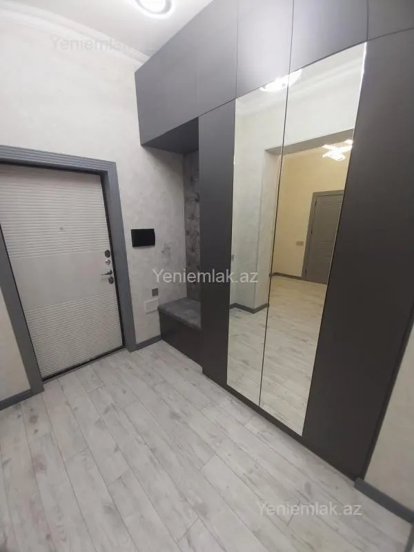 Satılır 2 otaqlı yeni tikili 70 m²