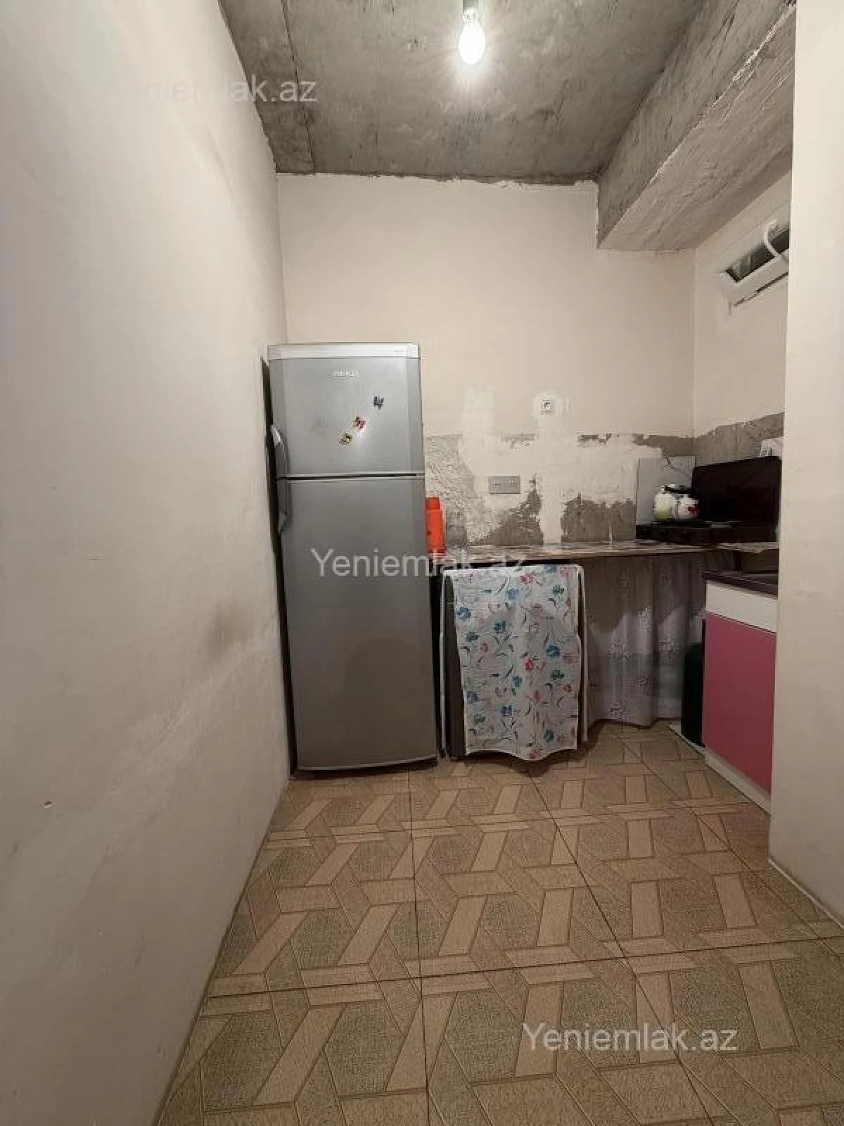 Satılır 3 otaqlı yeni tikili 60 m²