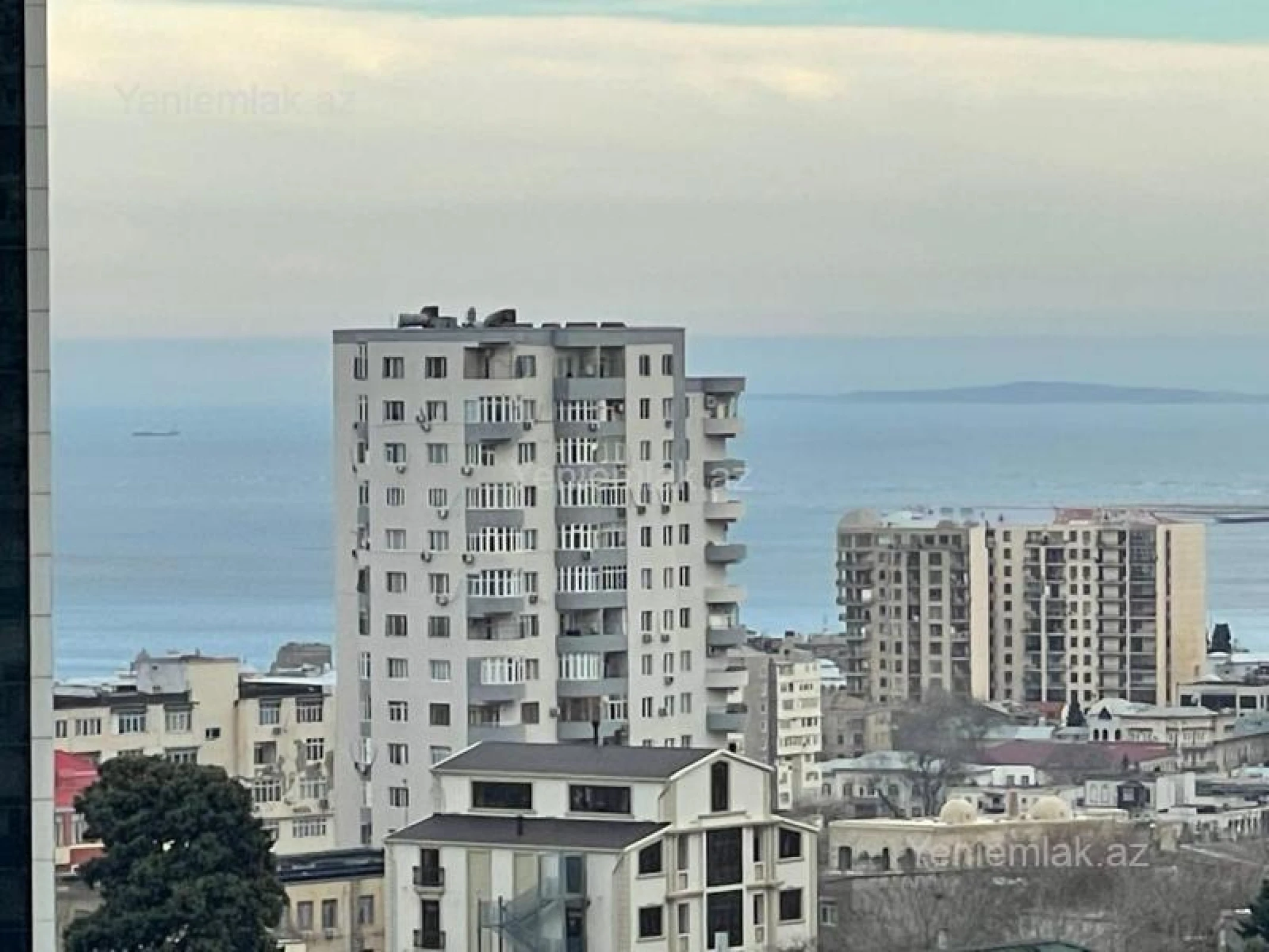 Satılır 4 otaqlı yeni tikili 186 m²