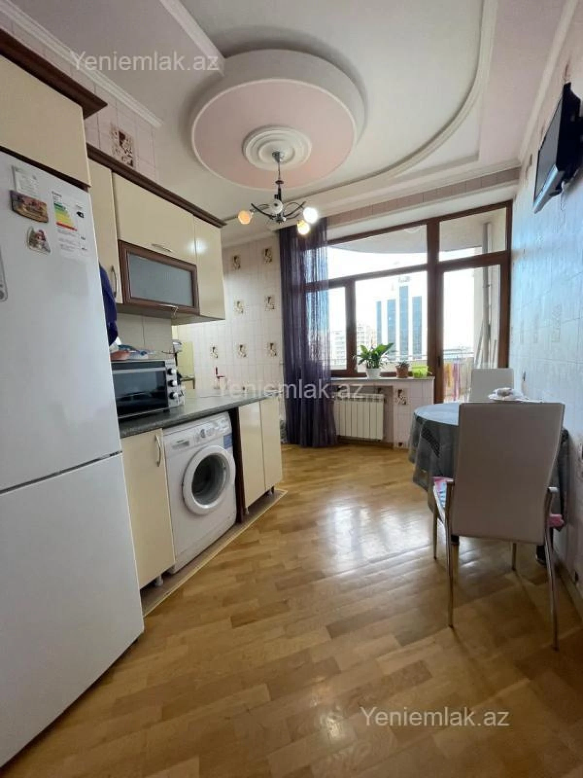 Satılır 4 otaqlı yeni tikili 186 m²