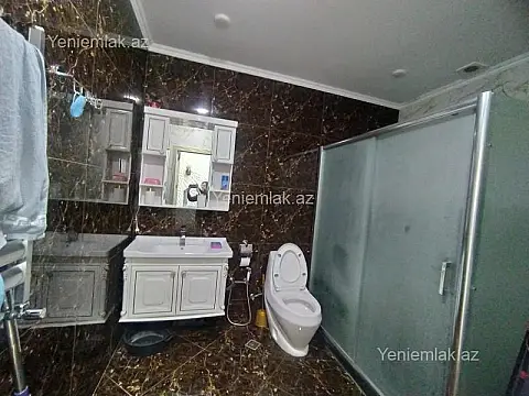 Satılır 3 otaqlı köhnə tikili 70 m²