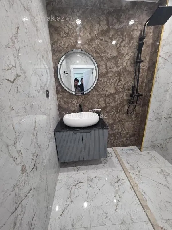 Satılır 3 otaqlı yeni tikili 90 m²