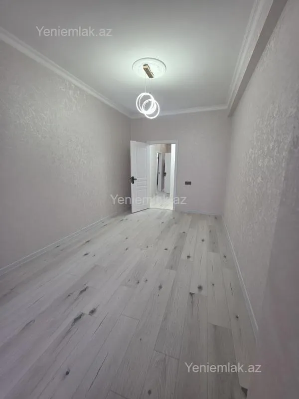 Satılır 3 otaqlı yeni tikili 90 m²