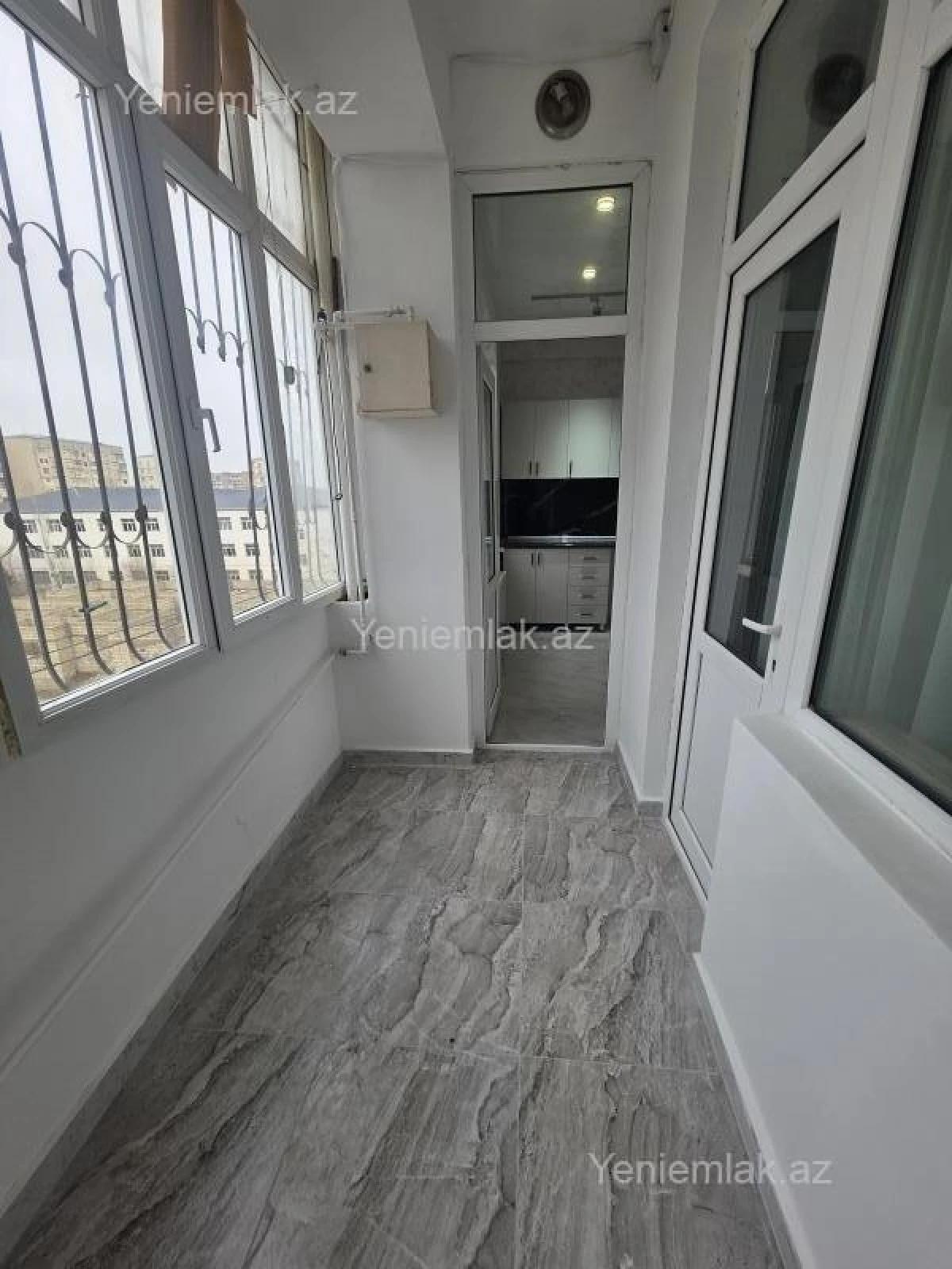 Satılır 3 otaqlı yeni tikili 90 m²