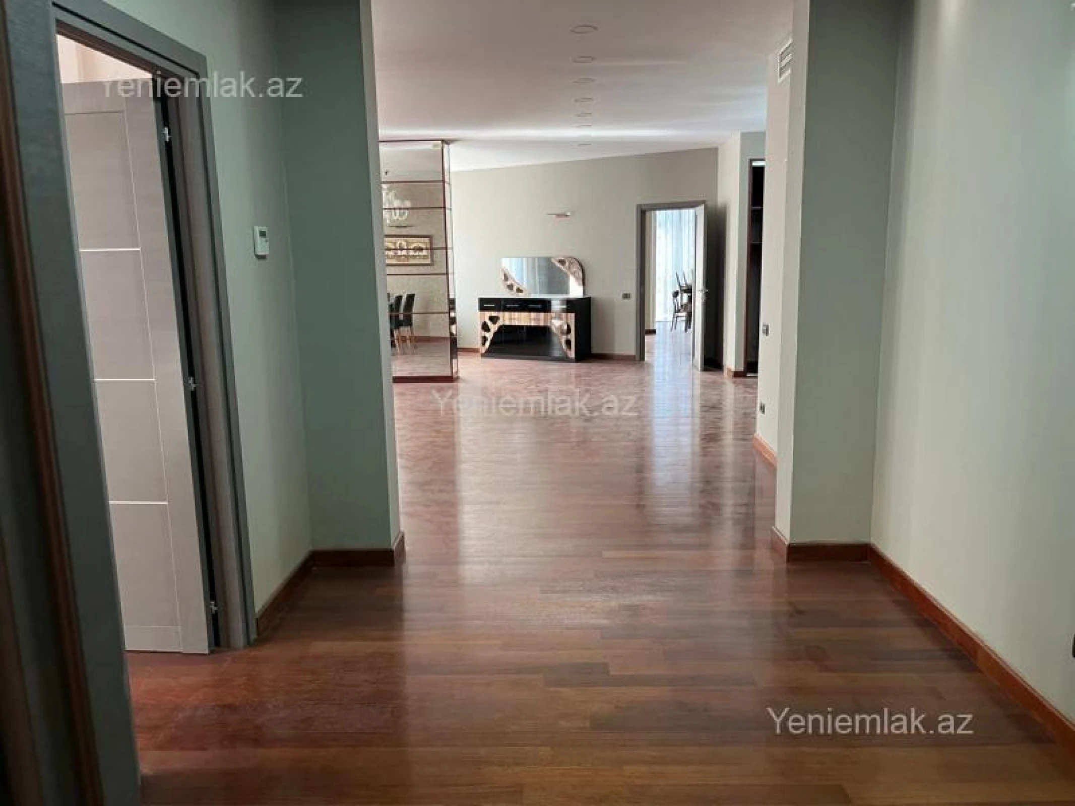 Satılır 3 otaqlı yeni tikili 217 m²