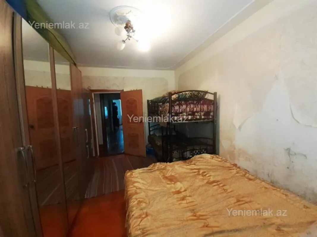 Satılır 3 otaqlı köhnə tikili 67 m²