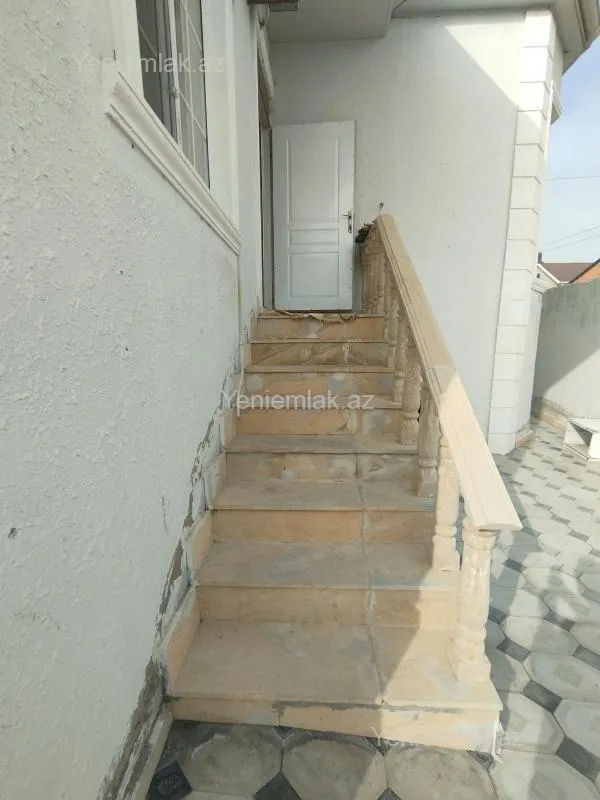 Satılır 3 otaqlı həyət evi 80 m²