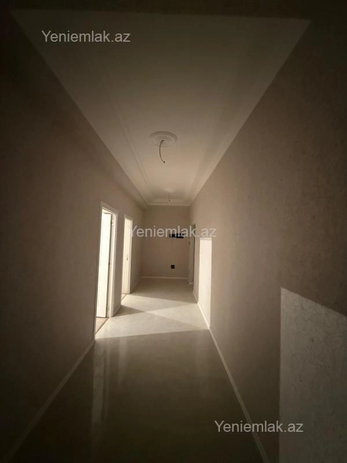 Satılır 2 otaqlı yeni tikili 95 m²