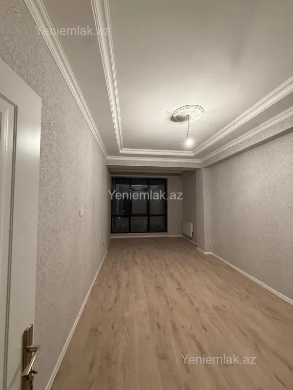 Satılır 2 otaqlı yeni tikili 95 m²