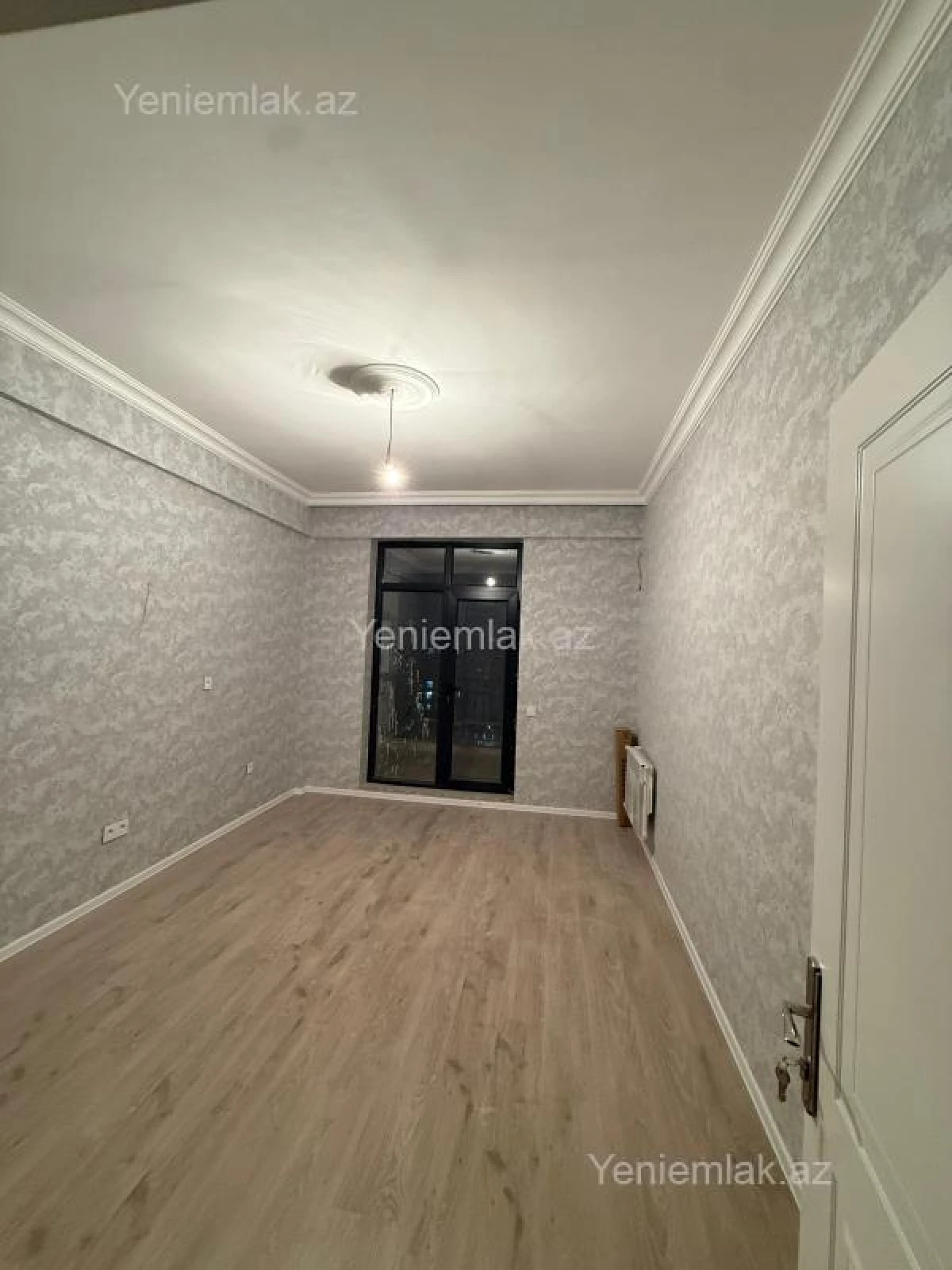 Satılır 2 otaqlı yeni tikili 95 m²