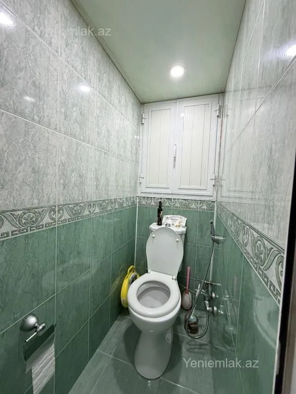 Satılır 3 otaqlı köhnə tikili 90 m²