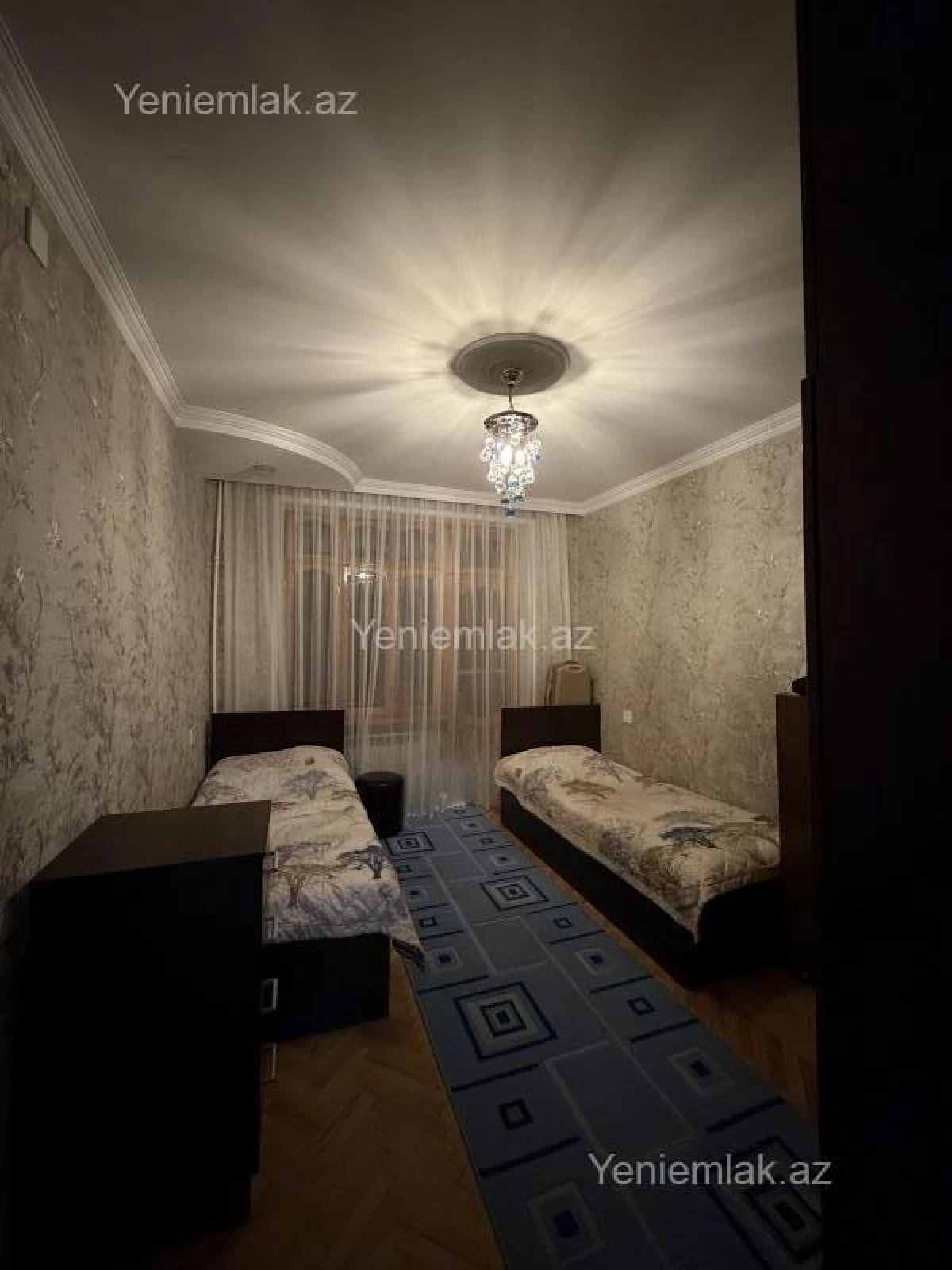 Satılır 3 otaqlı köhnə tikili 90 m²