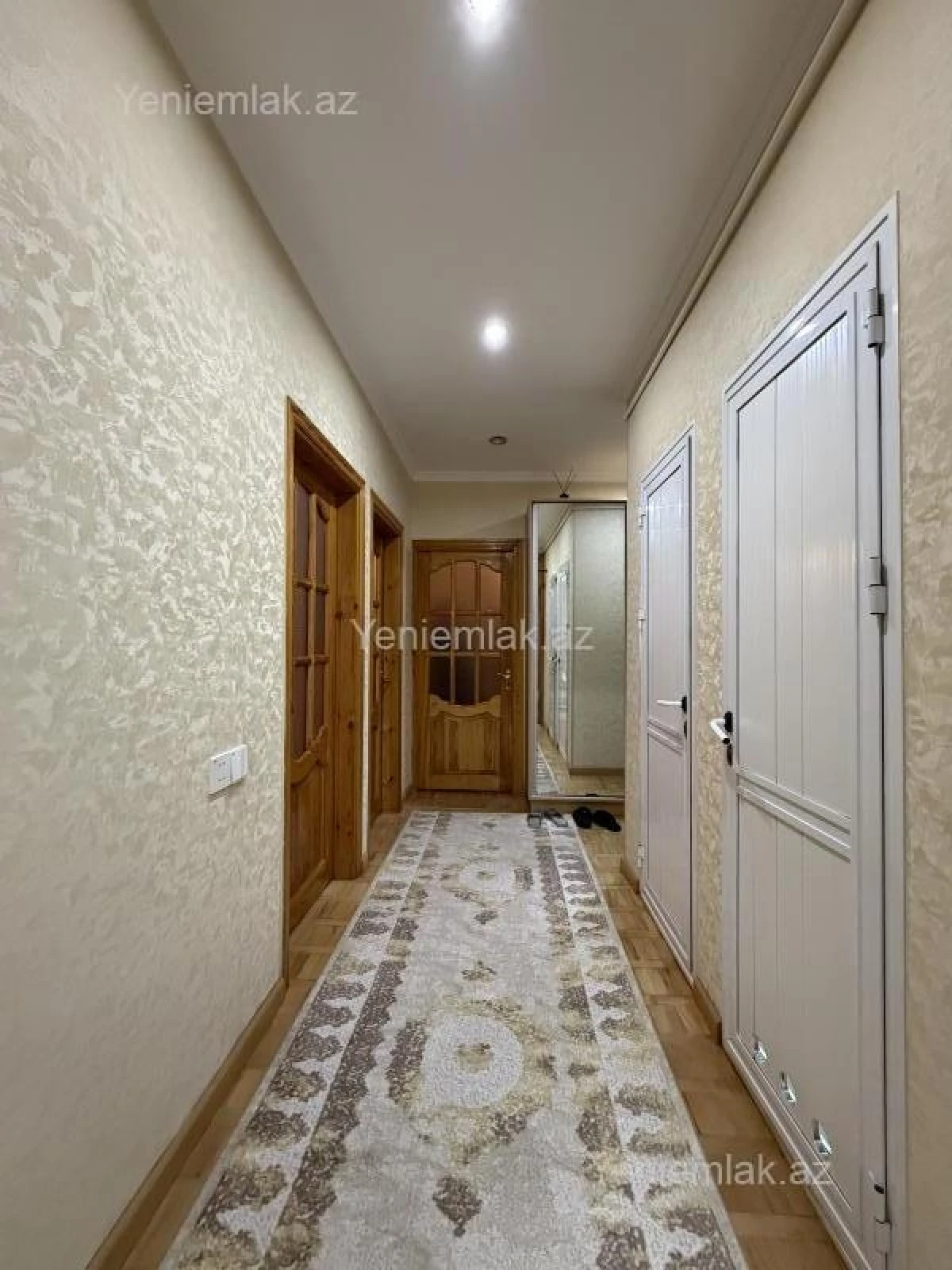 Satılır 3 otaqlı köhnə tikili 90 m²
