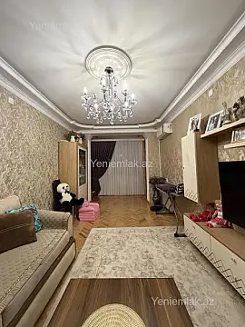 Satılır 3 otaqlı köhnə tikili 90 m²
