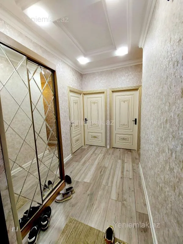 Satılır 3 otaqlı köhnə tikili 72 m²