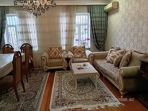 Satılır 5 otaqlı həyət evi 150 m²